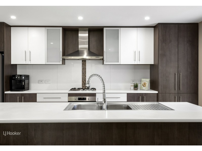 21 Lakefield Crescent, Mawson Lakes SA 5095