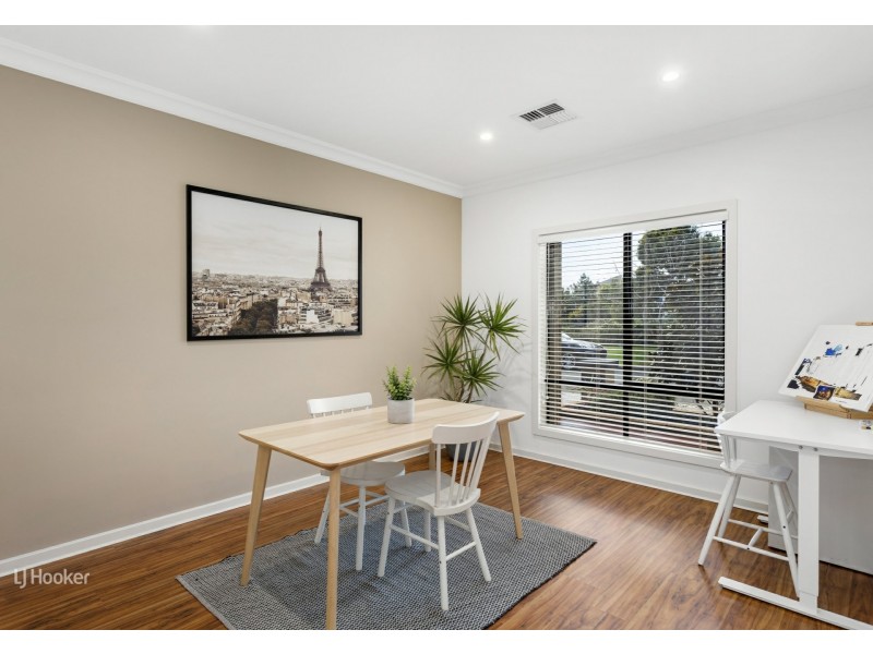 21 Lakefield Crescent, Mawson Lakes SA 5095