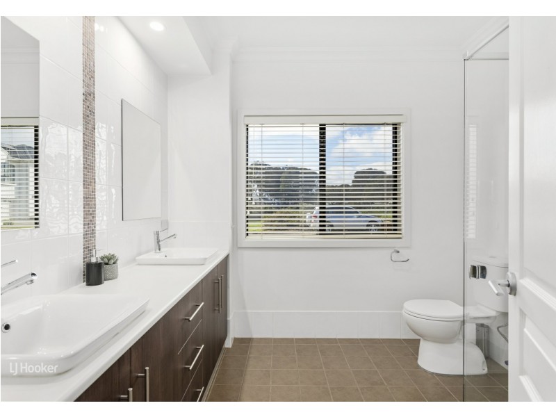 21 Lakefield Crescent, Mawson Lakes SA 5095