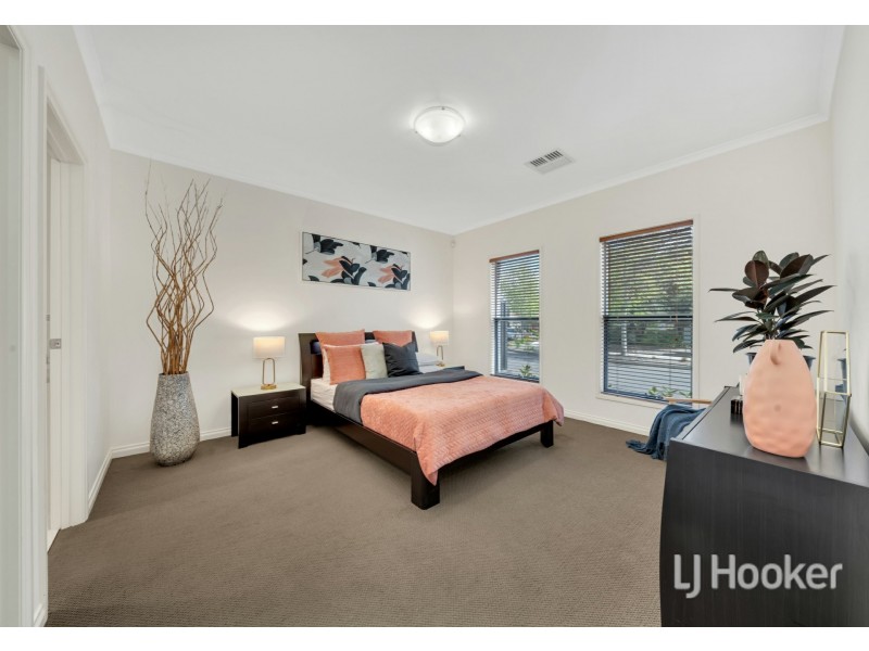 35 Grasswren Way, Mawson Lakes SA 5095