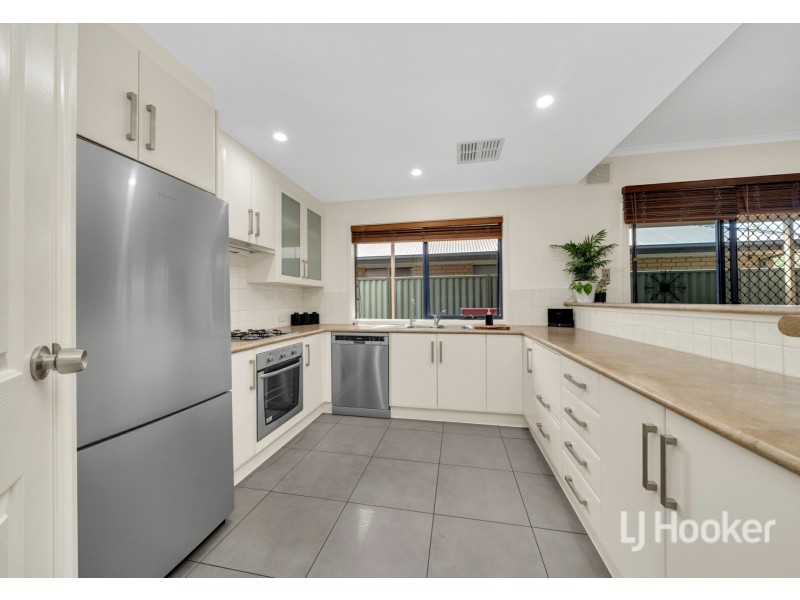 35 Grasswren Way, Mawson Lakes SA 5095