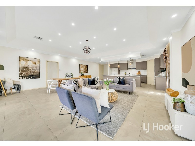 25 Nelson Crescent, Mawson Lakes SA 5095