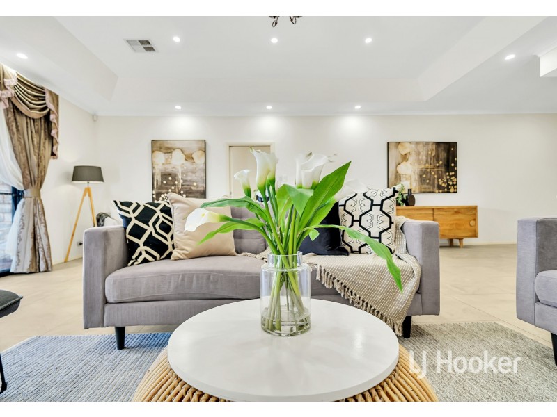 25 Nelson Crescent, Mawson Lakes SA 5095