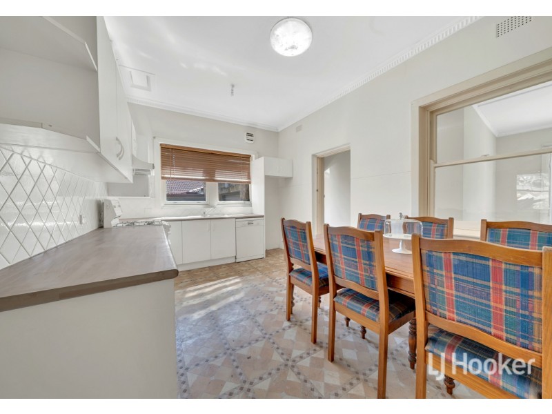 6 St Clements St, Blair Athol SA 5084