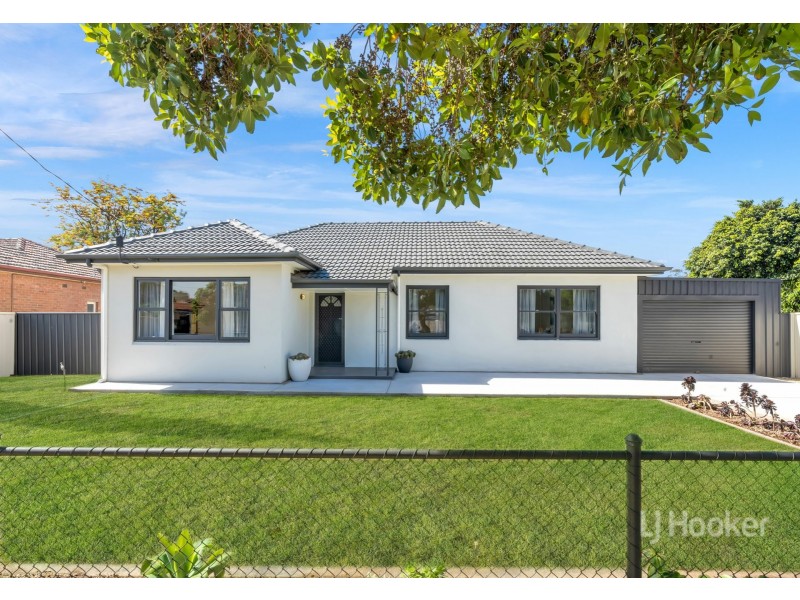 10 Hawkesbury Ave, Kilburn SA 5084