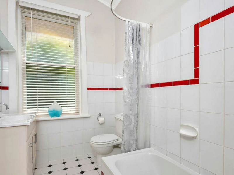 15 James St, Prospect SA 5082