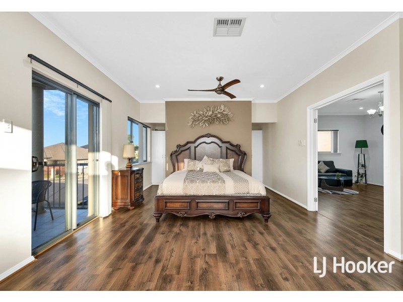 52 Shoalhaven Cct, Mawson Lakes SA 5095