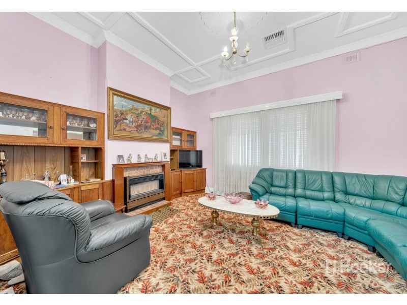 14 Struan Ave, Prospect SA 5082