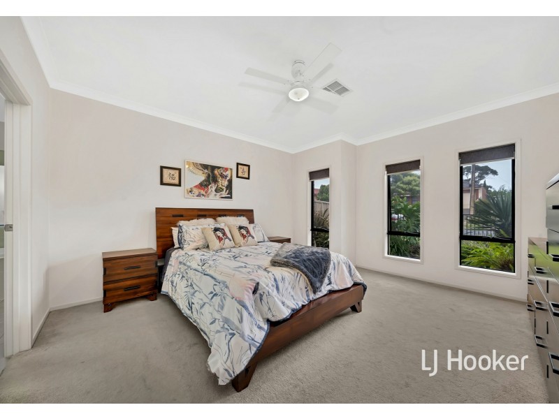 8 Fairview Tce, Clearview SA 5085