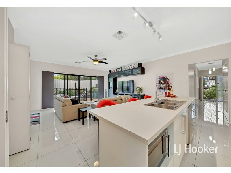 8 Fairview Tce, Clearview SA 5085