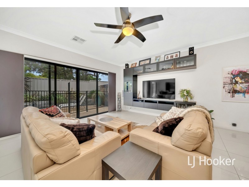 8 Fairview Tce, Clearview SA 5085