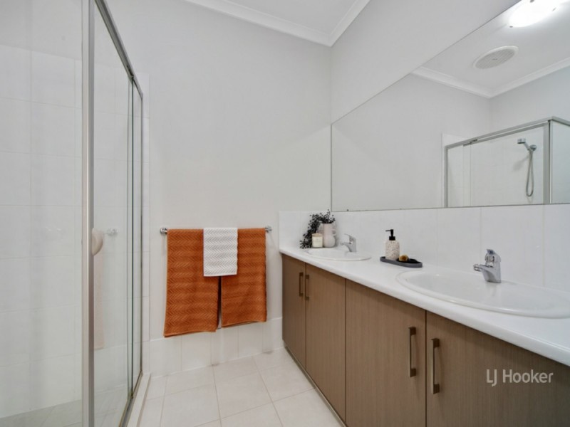 25 Branson Ave, Clearview SA 5085