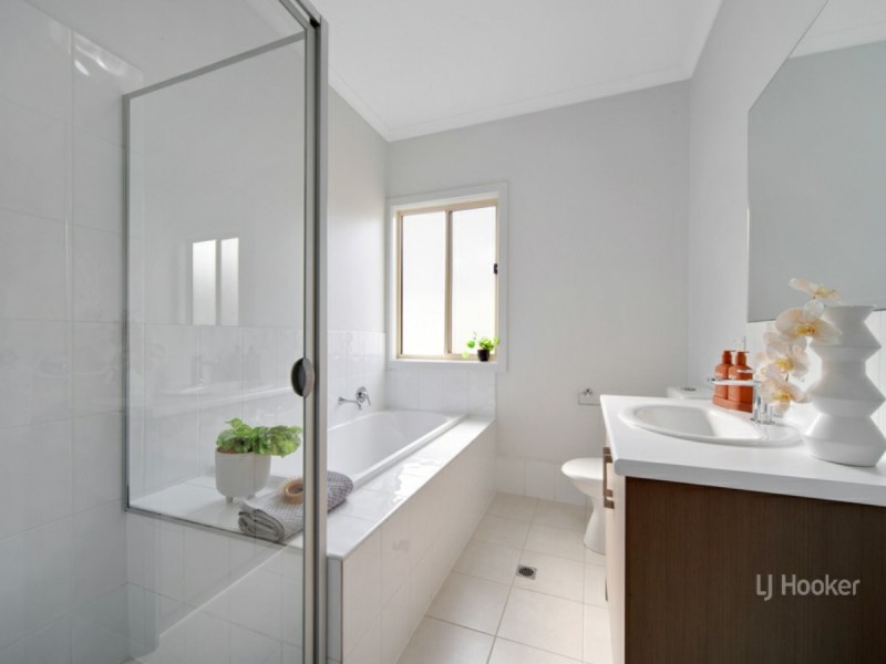 25 Branson Ave, Clearview SA 5085