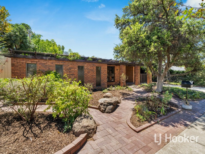 6 Stacey st, Dudley Park SA 5008