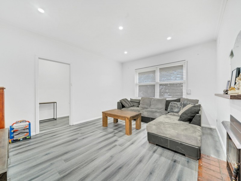 21 Barrington Ave, Enfield SA 5085