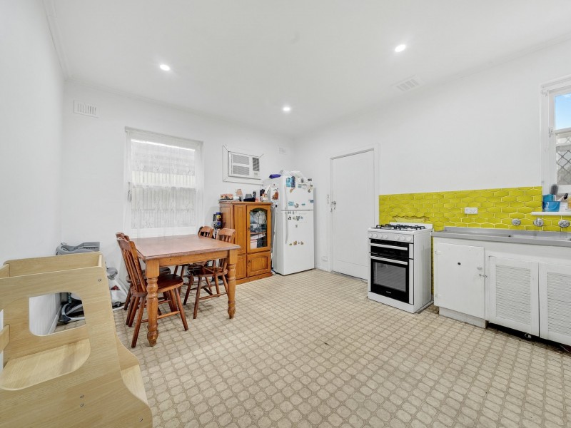 21 Barrington Ave, Enfield SA 5085