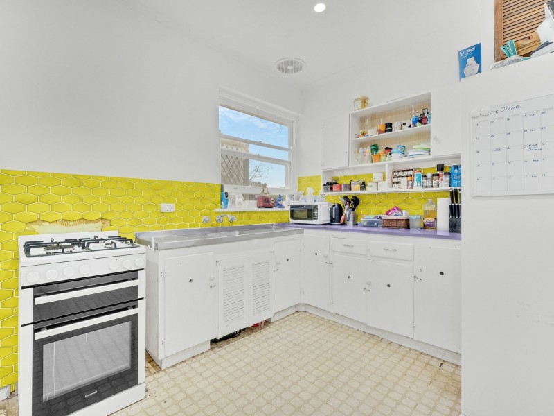 21 Barrington Ave, Enfield SA 5085