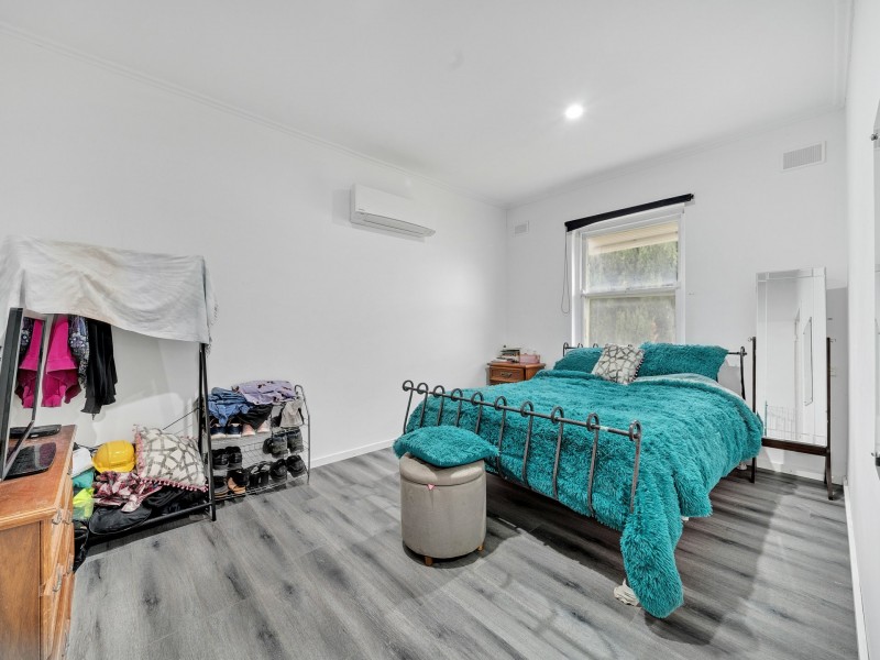 21 Barrington Ave, Enfield SA 5085