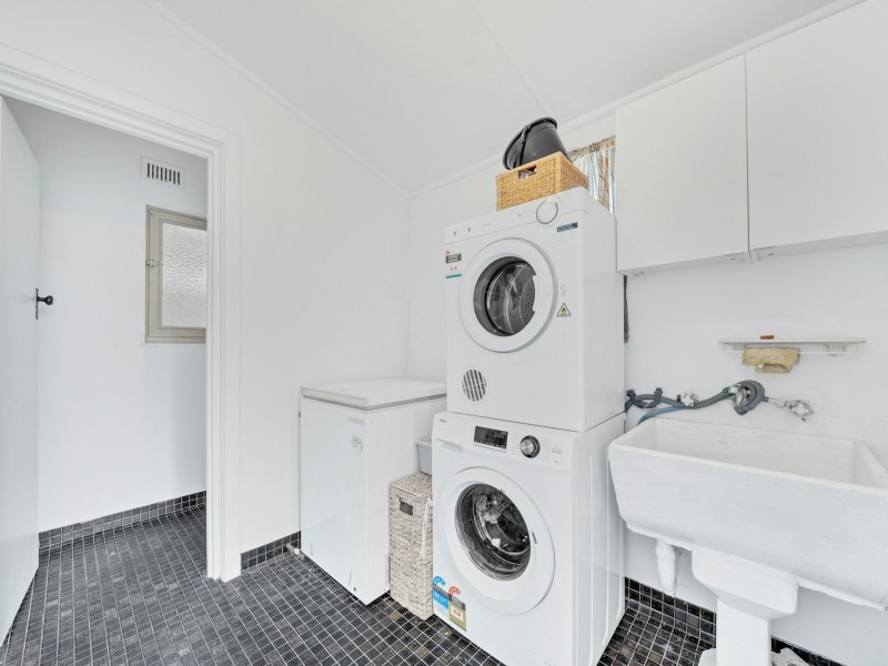 21 Barrington Ave, Enfield SA 5085