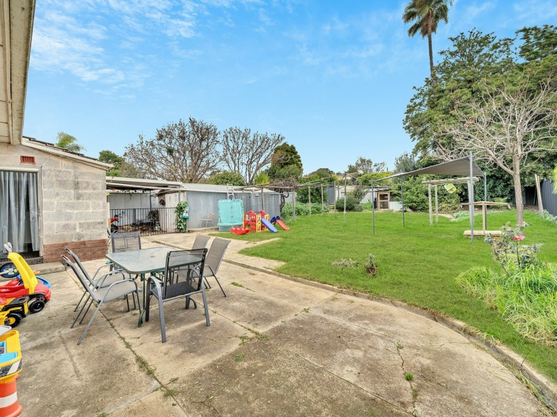 21 Barrington Ave, Enfield SA 5085