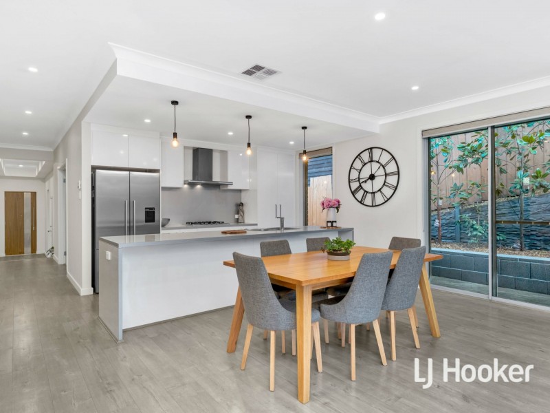 15 Oratava Ave, Bridgewater SA 5155