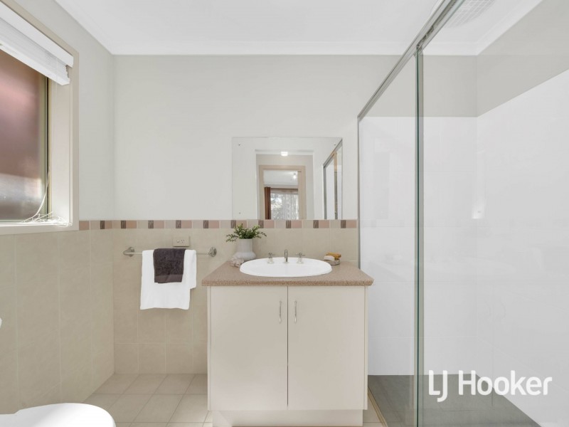 6A Warramunga Ave, Greenacres SA 5086