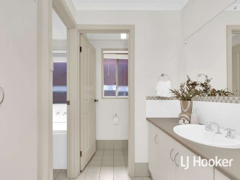 6A Warramunga Ave, Greenacres SA 5086