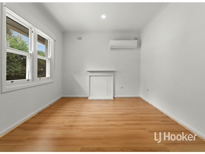 6 Blencowe St, Elizabeth Grove SA 5112