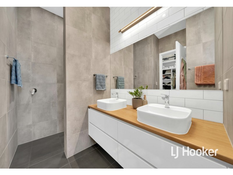 142A Collins St, Clearview SA 5085