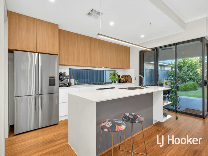 142A Collins St, Clearview SA 5085