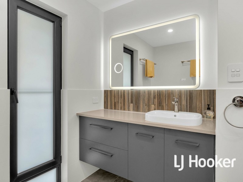 8 Dunnfield Drive, Mount Torrens SA 5244