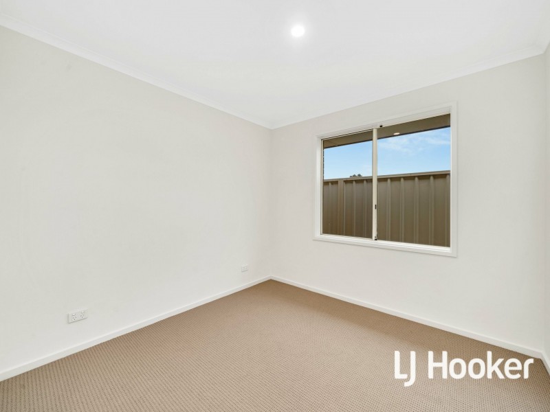 25 Isabel Rd, Munno Para West SA 5115