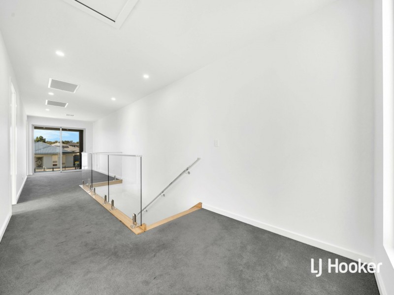 17A Surrey St, Blair Athol SA 5084