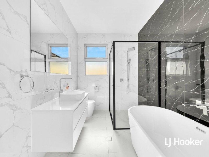 17A Surrey St, Blair Athol SA 5084