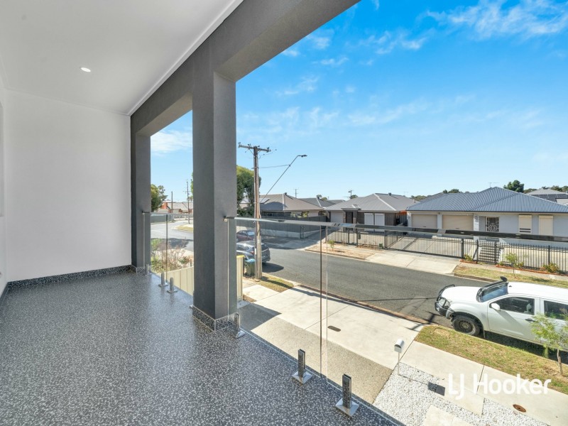 17A Surrey St, Blair Athol SA 5084