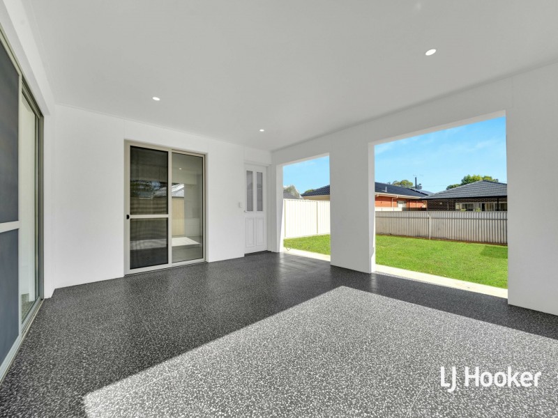 17A Surrey St, Blair Athol SA 5084