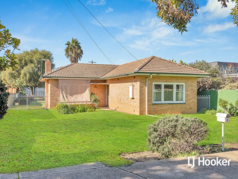 8 Sunnybrae Ave, Kilburn SA 5084
