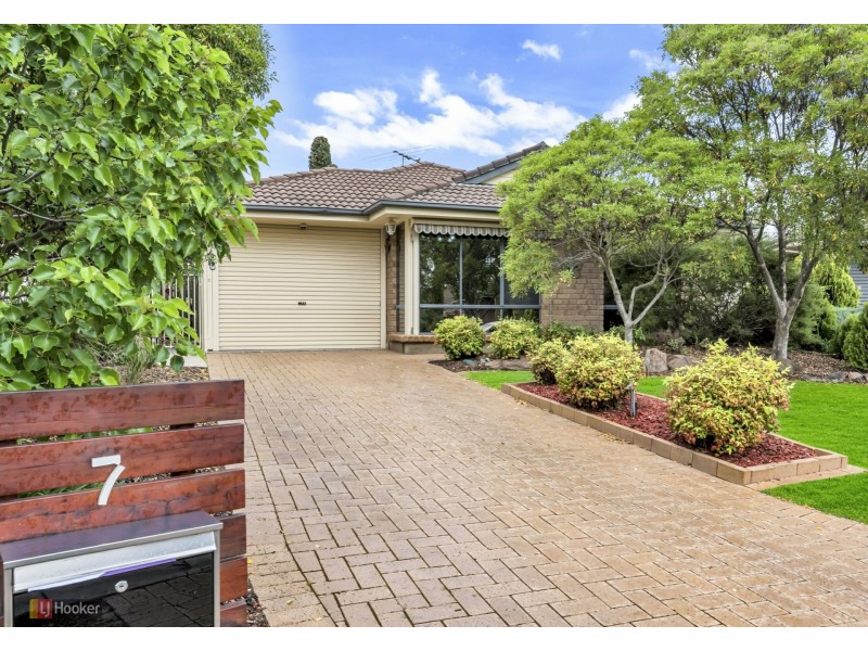 7 Darwin Ct, Salisbury Heights SA 5109