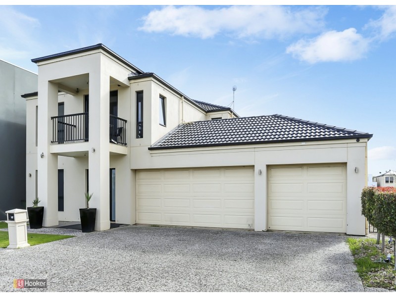 16 Tamblyn Court, Mawson Lakes SA 5095