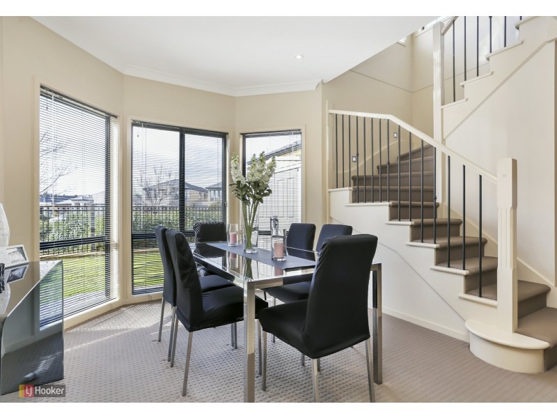 16 Tamblyn Court, Mawson Lakes SA 5095