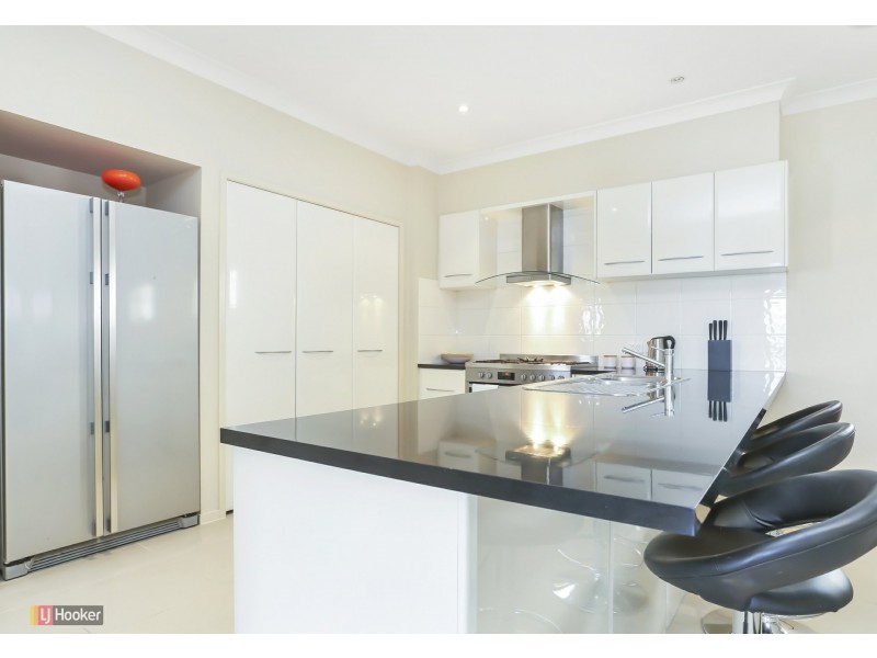 16 Tamblyn Court, Mawson Lakes SA 5095