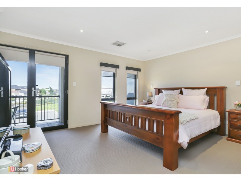 16 Tamblyn Court, Mawson Lakes SA 5095