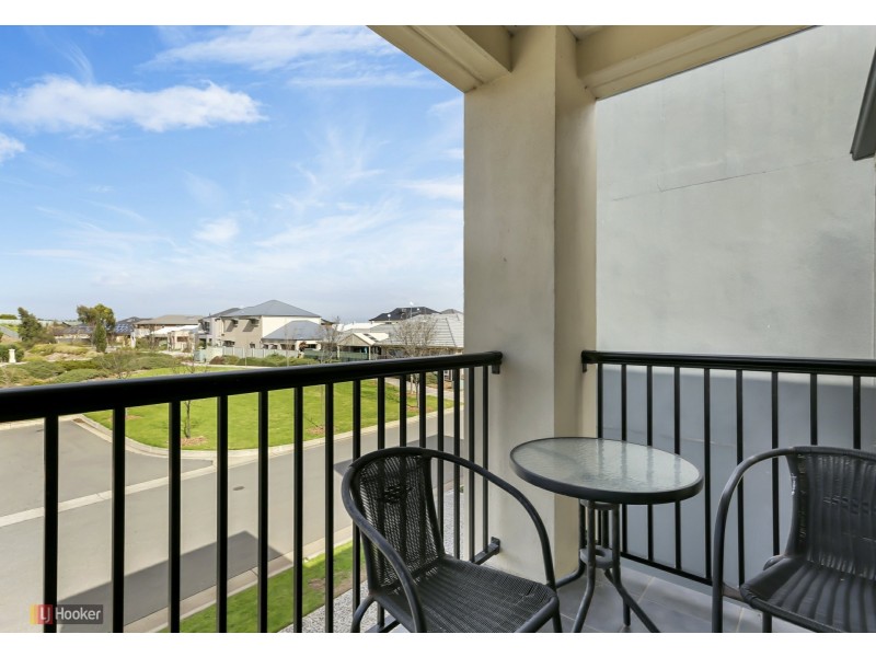 16 Tamblyn Court, Mawson Lakes SA 5095