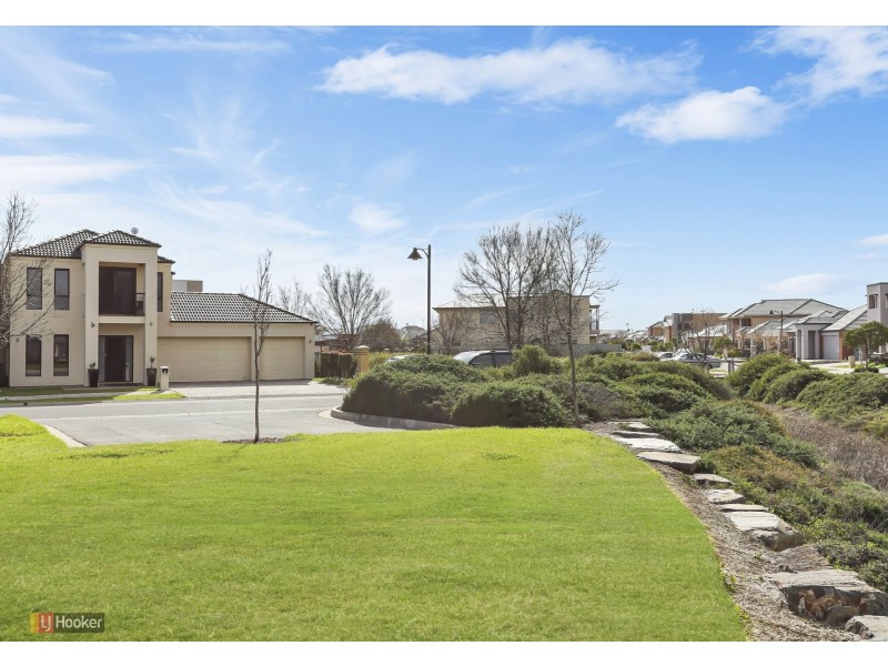 16 Tamblyn Court, Mawson Lakes SA 5095