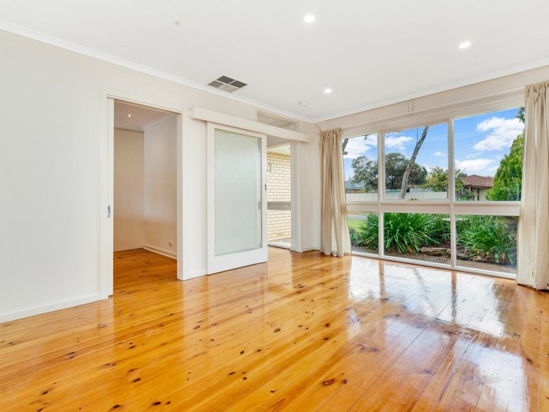 13 Trueman Avenue, Salisbury East SA 5109