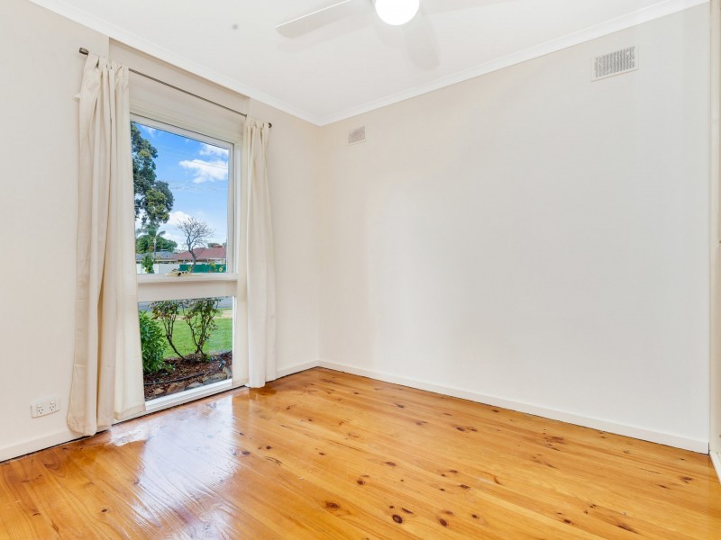 13 Trueman Avenue, Salisbury East SA 5109