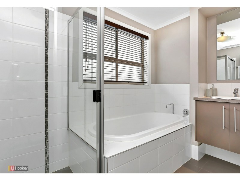 26 Northcote Walk, Mawson Lakes SA 5095