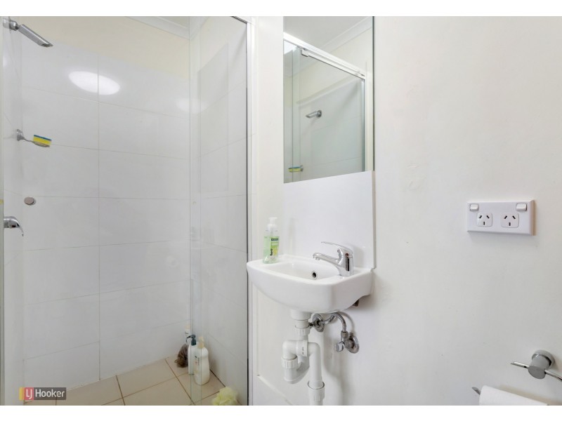 10/10 Light Common, Mawson Lakes SA 5095