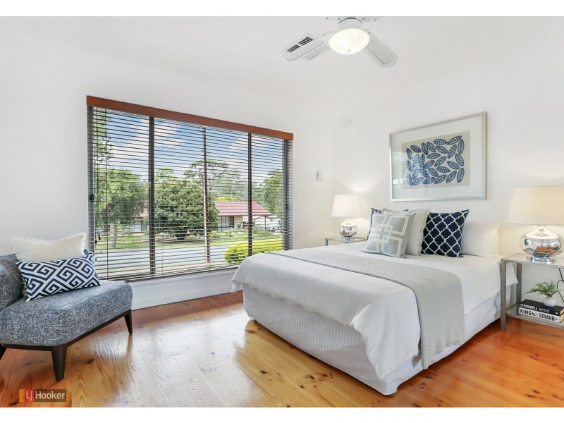 16 Carnarvon Avenue, Redwood Park SA 5097