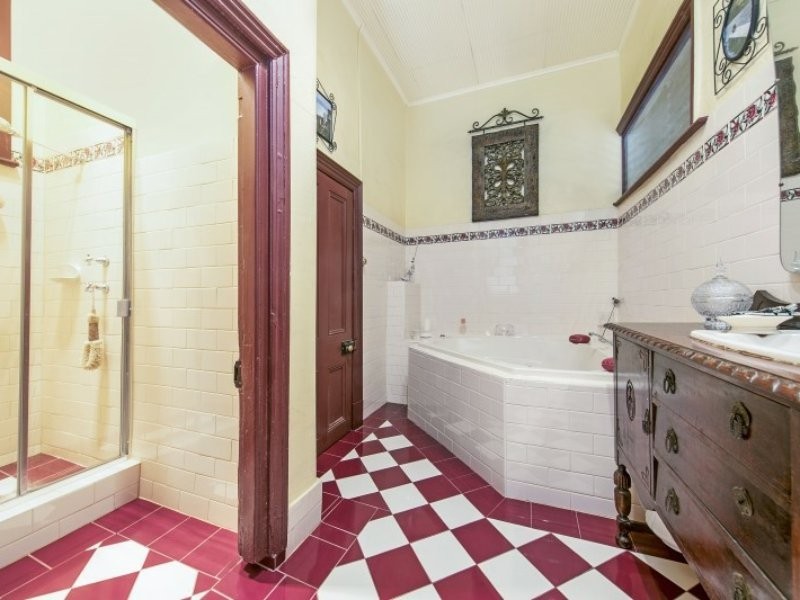 9 Railway Terrace, Hamley Bridge SA 5401